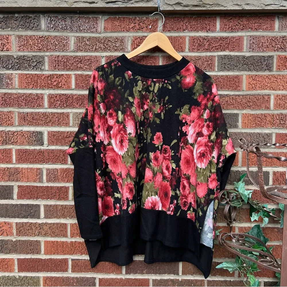 White Birch Black and Pink Floral Rose Long Sleeve Crewneck Sweater Top - Picture 1 of 5
